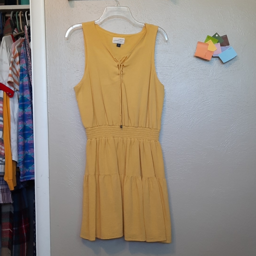 Universal Thread GOODS CO. XL yellow sleeveless dress